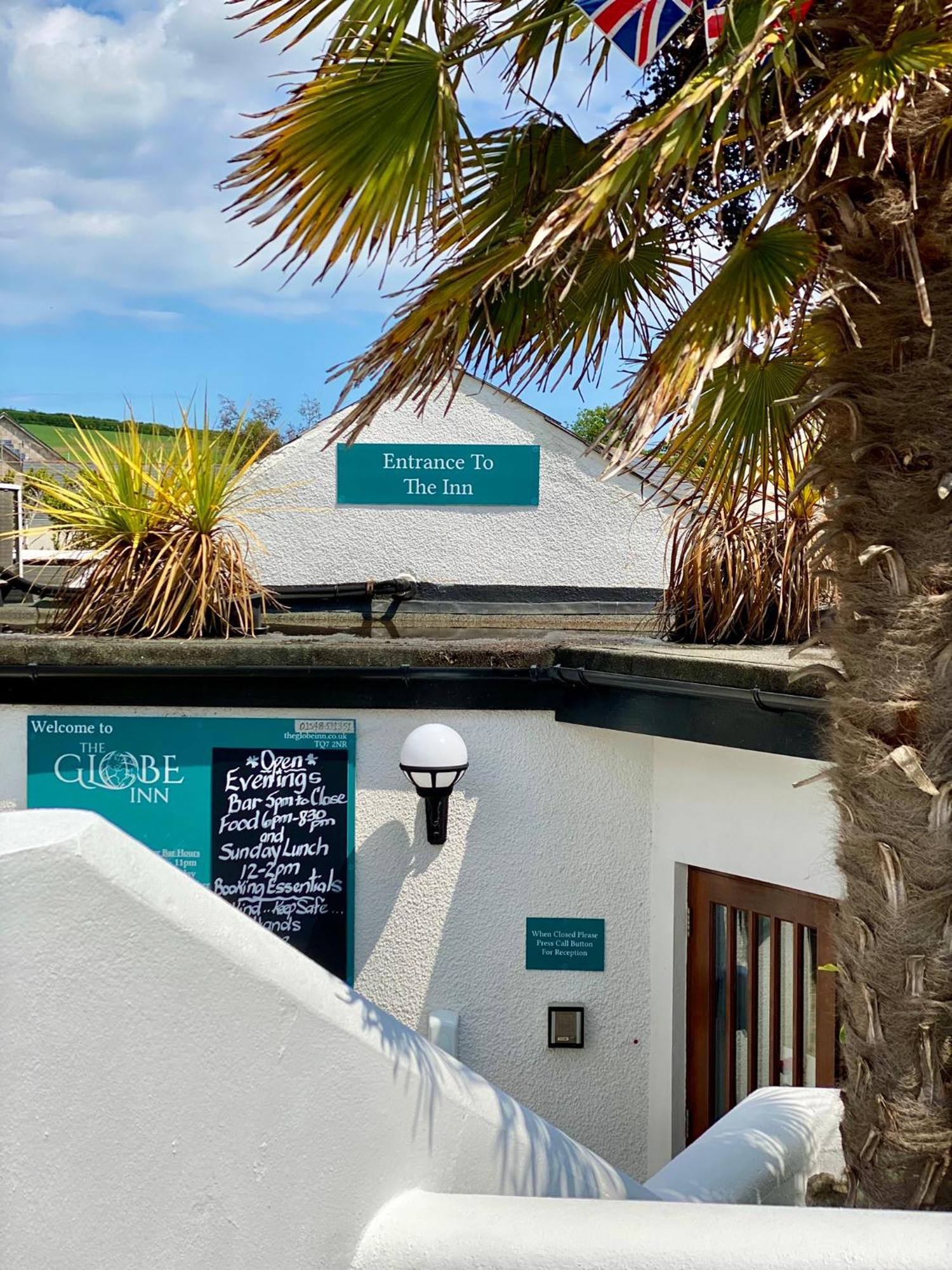The Globe Inn Kingsbridge  Bagian luar foto